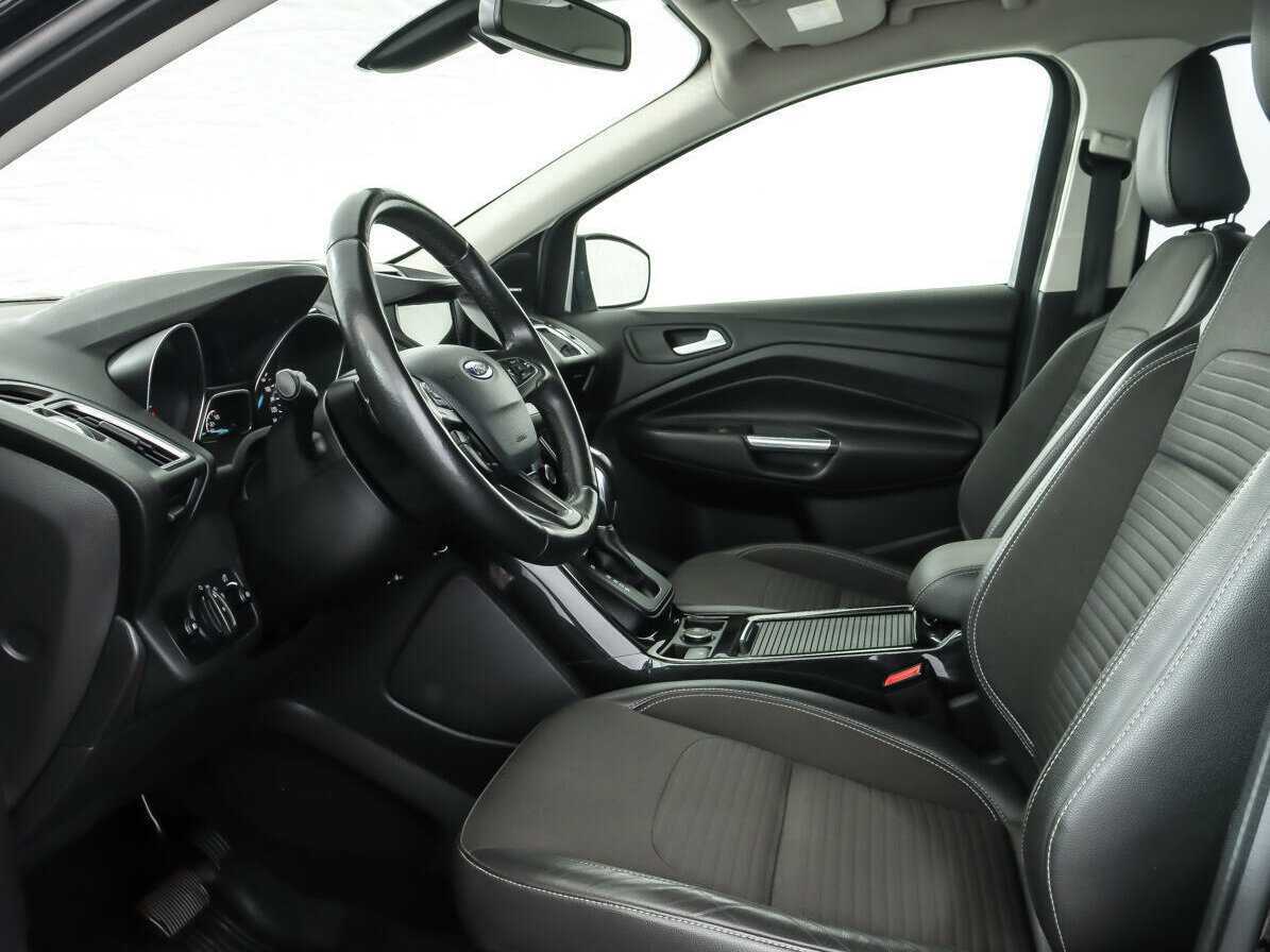 Б/У Форд Куга 2017 года. Фото: #9