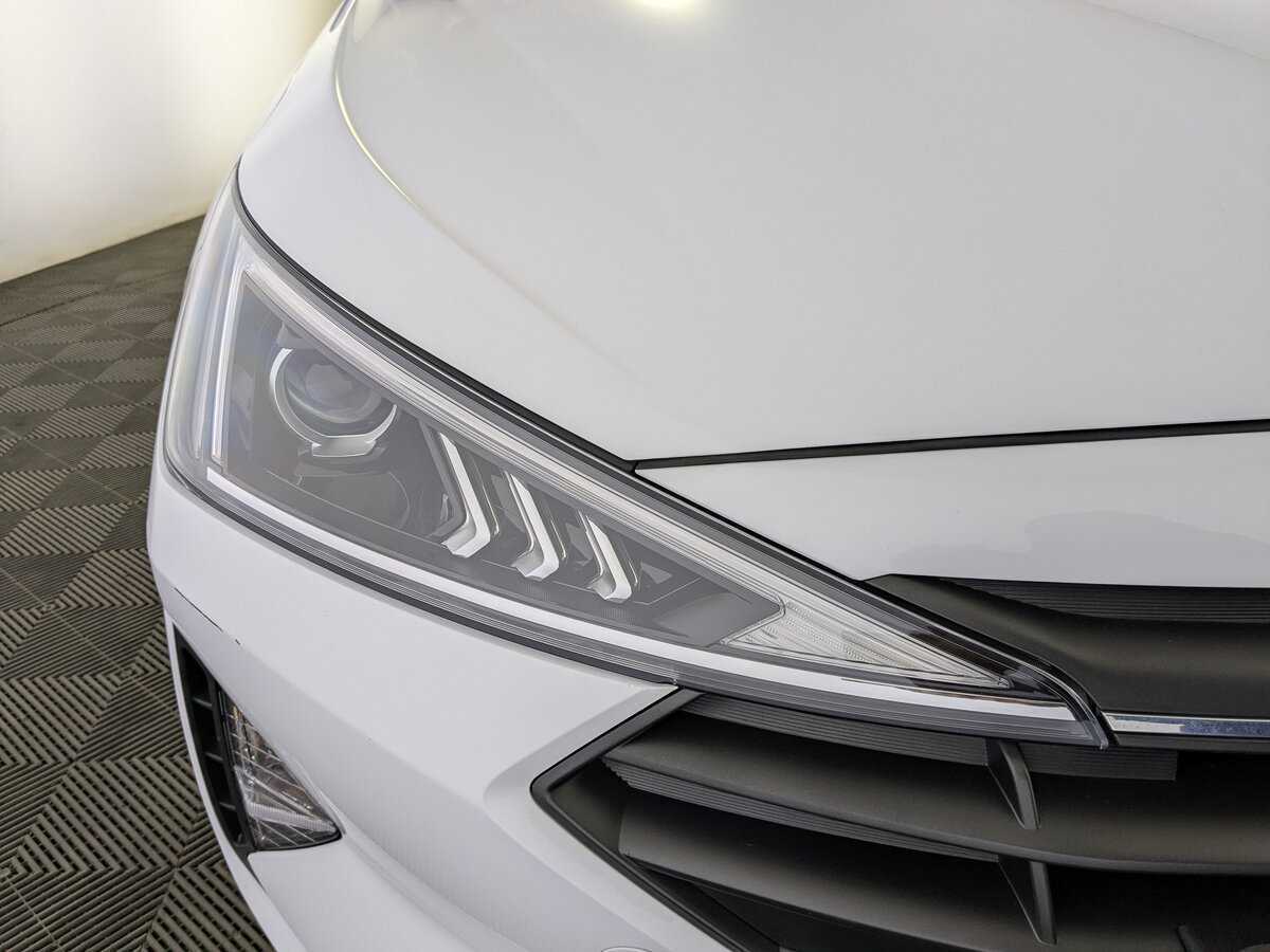 Б/У Хендай Елантра 2019 года. Фото: #10