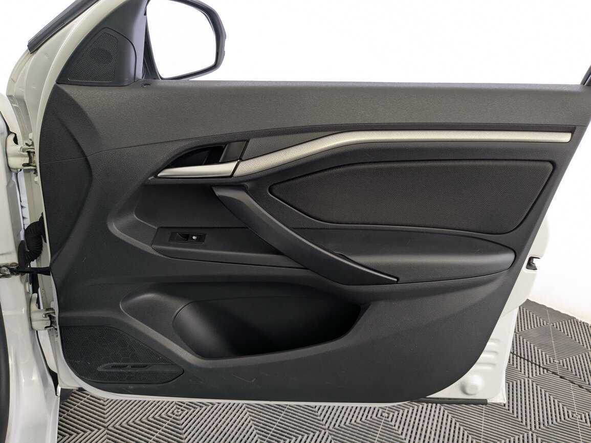 Б/У Лада (ВАЗ) Веста 2016 года. Фото: #19