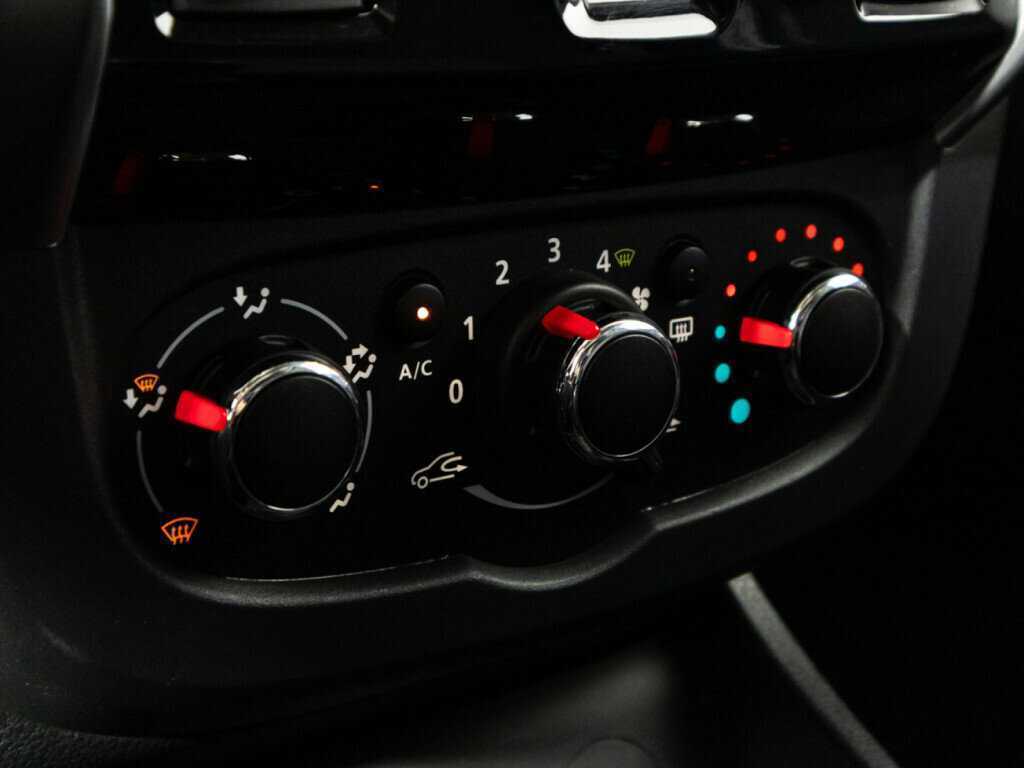 Б/У Лада (ВАЗ) Ларгус 2021 года. Фото: #16