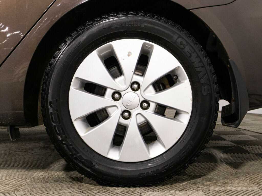 Б/У Киа Рио 2015 года. Фото: #16