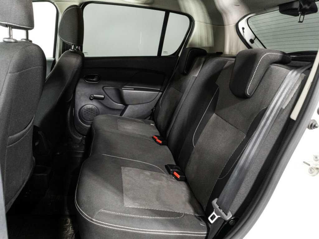 Б/У Рено Сандеро 2021 года. Фото: #9