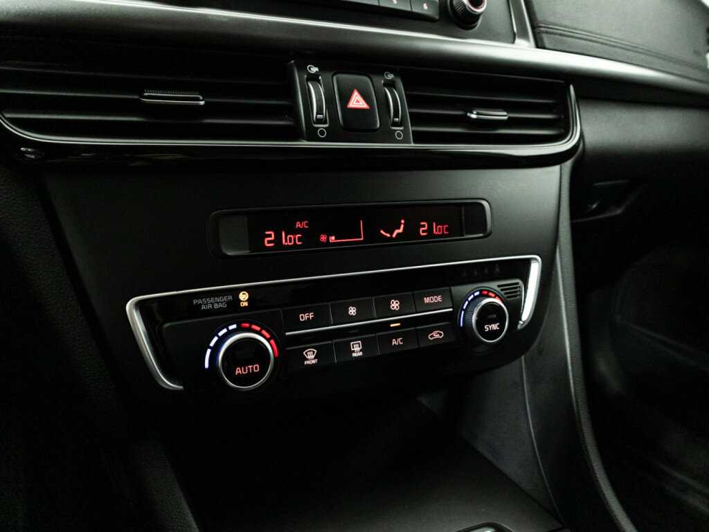 Б/У Киа Оптима 2017 года. Фото: #15