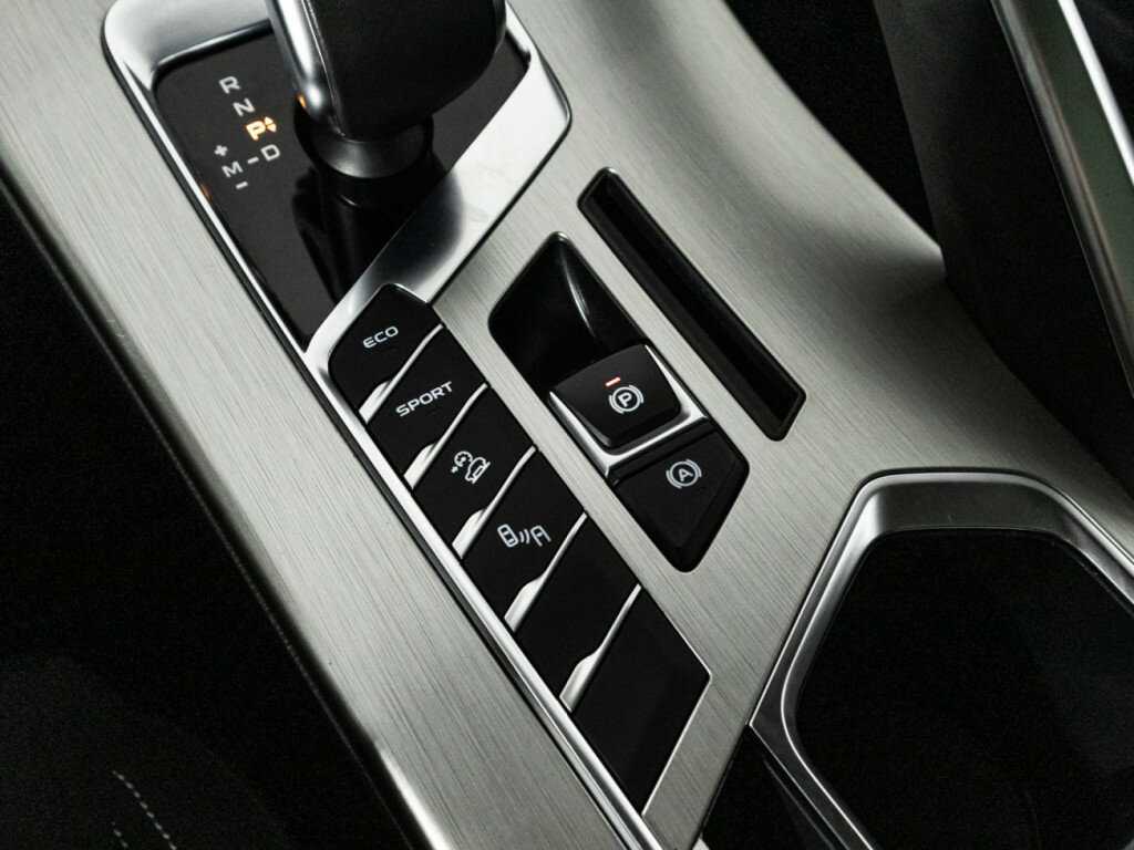 Б/У Джили Кулрэй 2020 года. Фото: #15