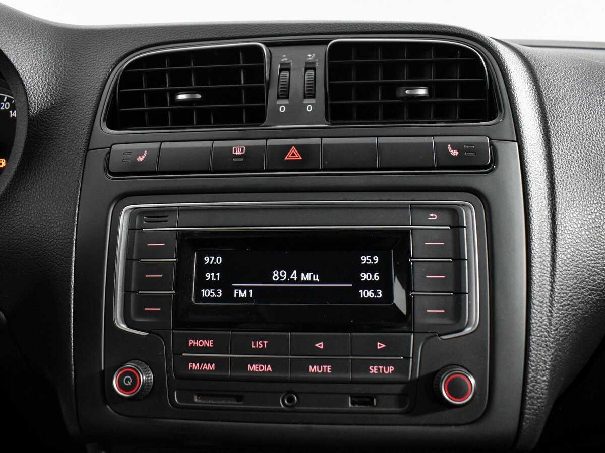 Б/У Фольксваген Поло 2016 года. Фото: #14