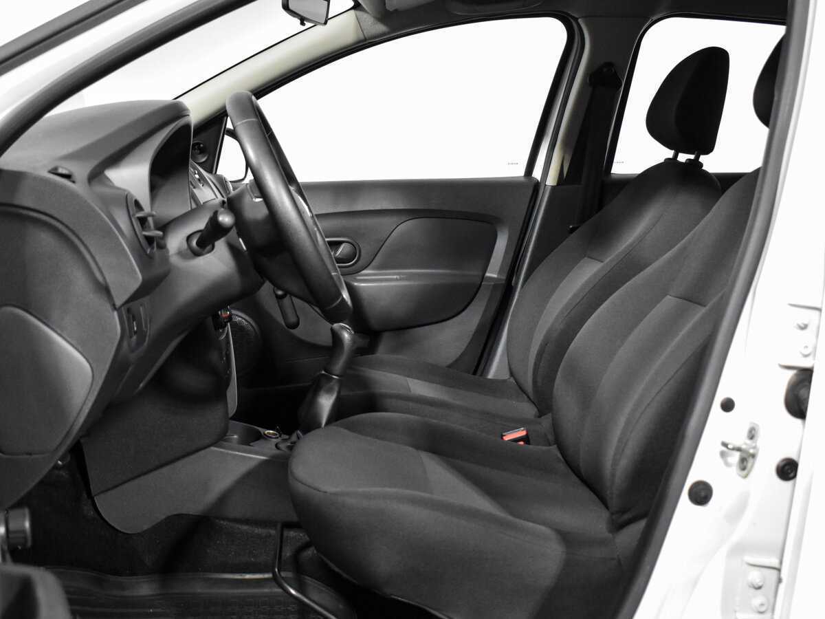 Б/У Рено Логан 2020 года. Фото: #9