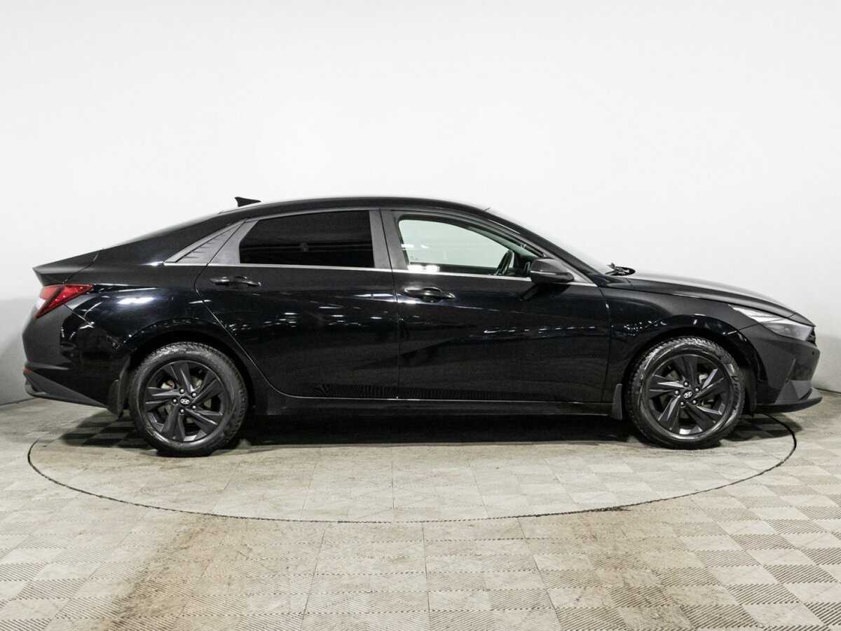 Б/У Хендай Елантра 2021 года. Фото: #3