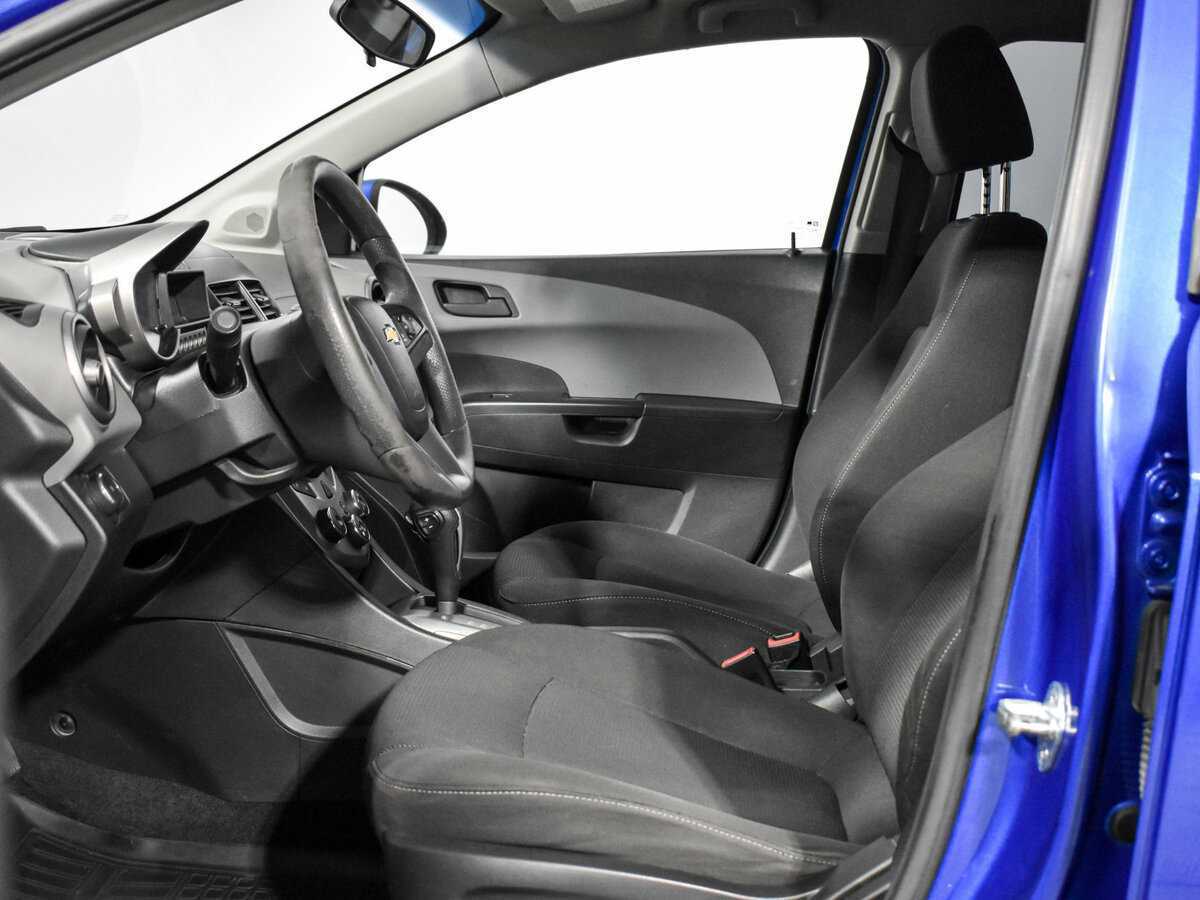 Б/У Шевроле Авео 2012 года. Фото: #9