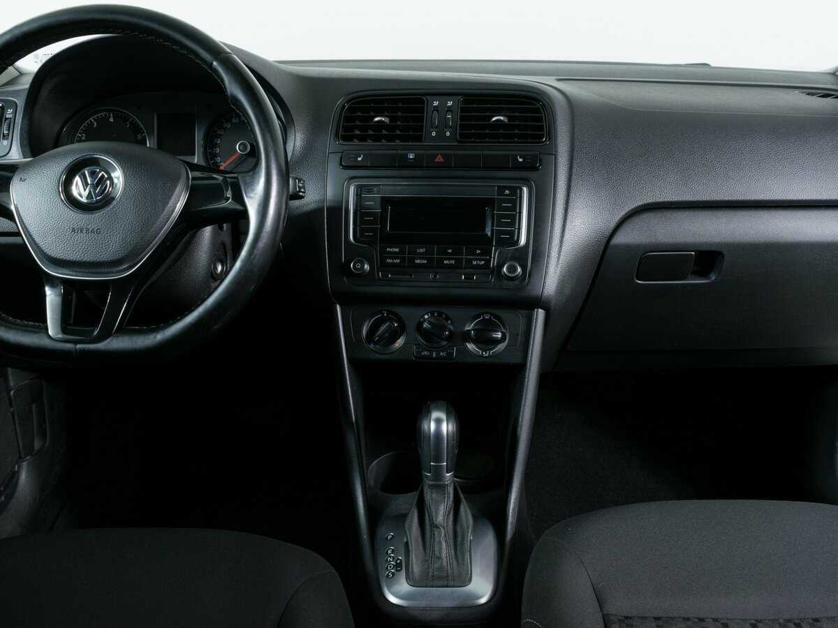 Б/У Фольксваген Поло 2017 года. Фото: #8