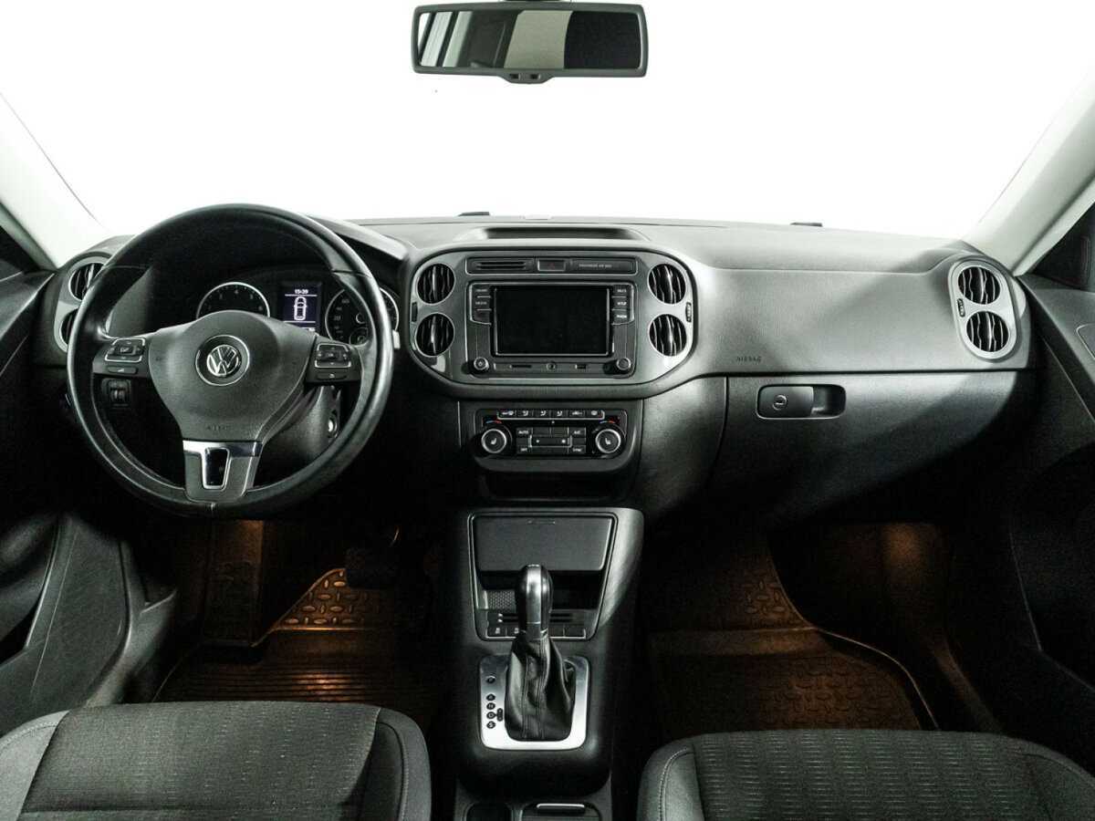 Б/У Фольксваген Тигуан 2015 года. Фото: #12