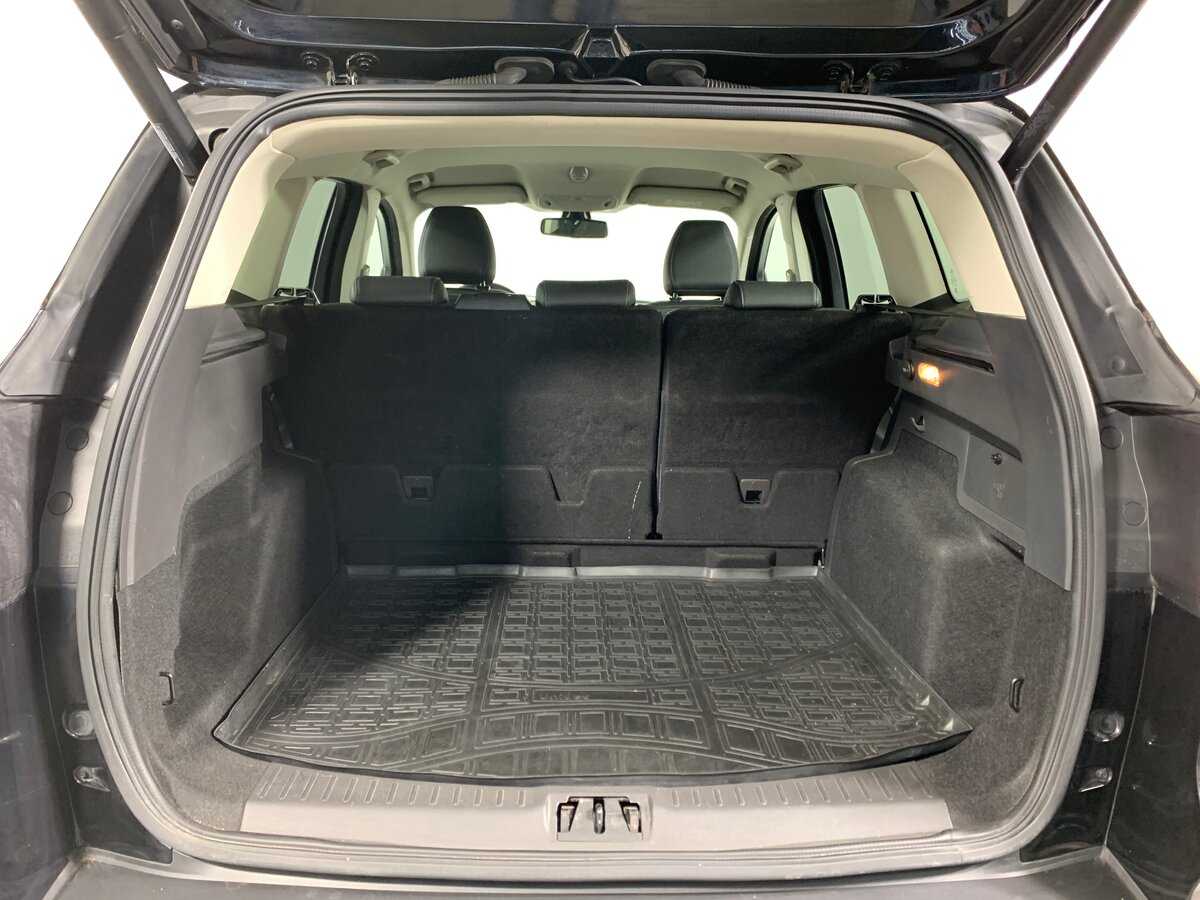 Б/У Форд Куга 2017 года. Фото: #19