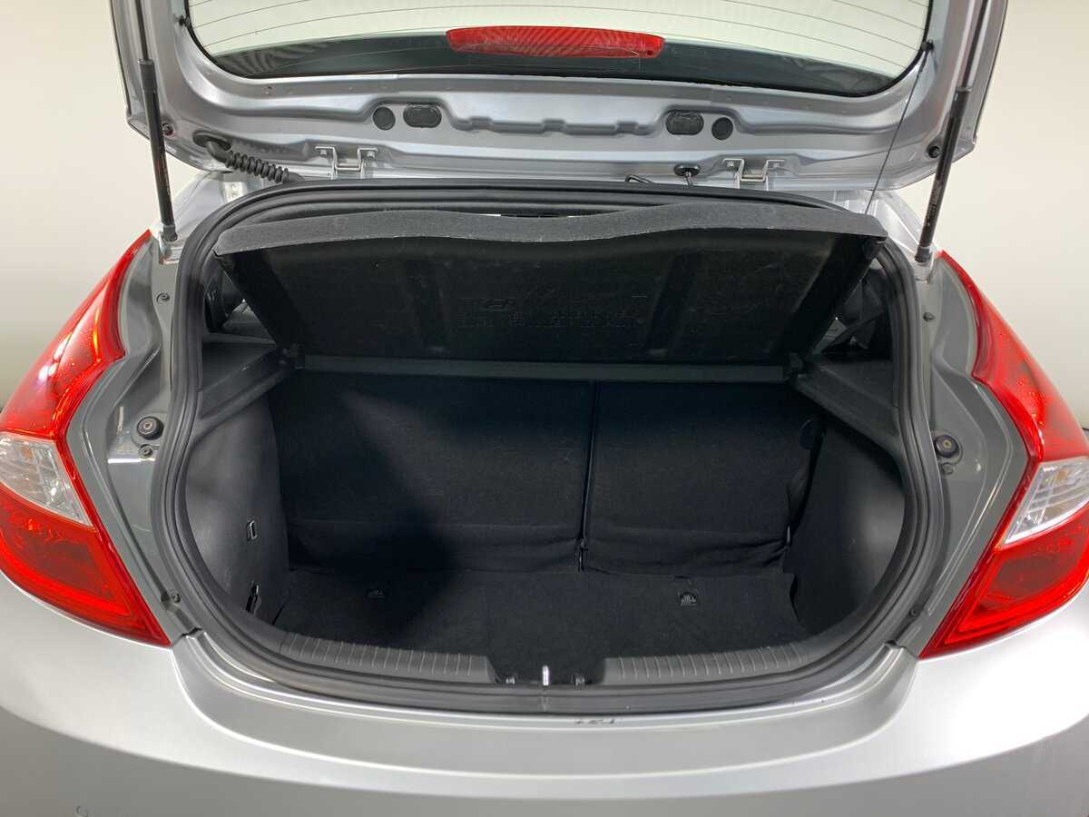 Б/У Хендай Солярис 2012 года. Фото: #19