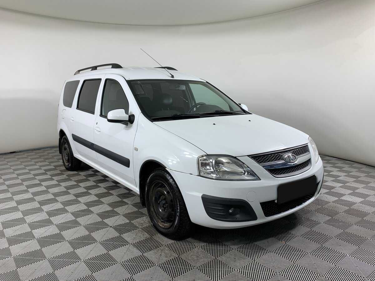 Б/У Лада (ВАЗ) Ларгус 2016 года. Фото: #2