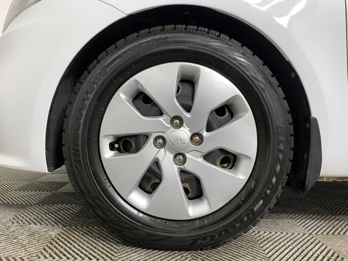 Б/У Киа Рио 2016 года. Фото: #8