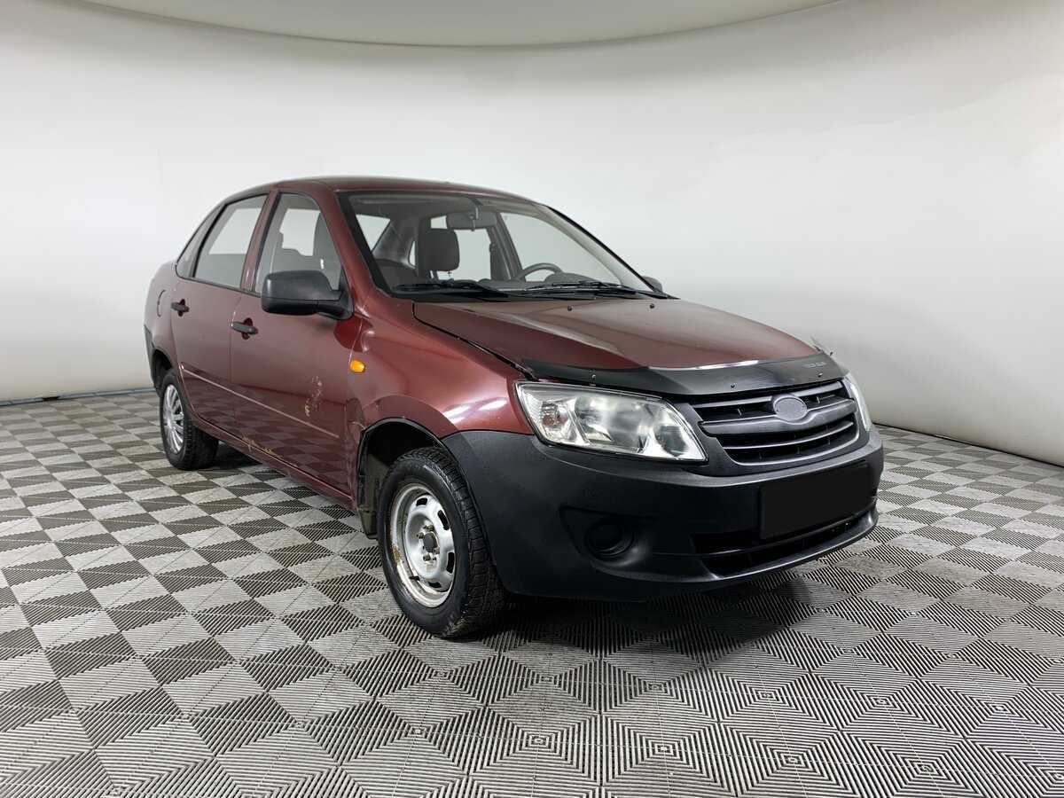 Б/У Лада (ВАЗ) Гранта 2013 года. Фото: #2