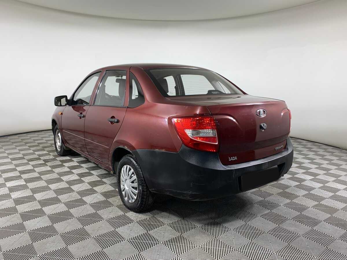 Б/У Лада (ВАЗ) Гранта 2013 года. Фото: #7