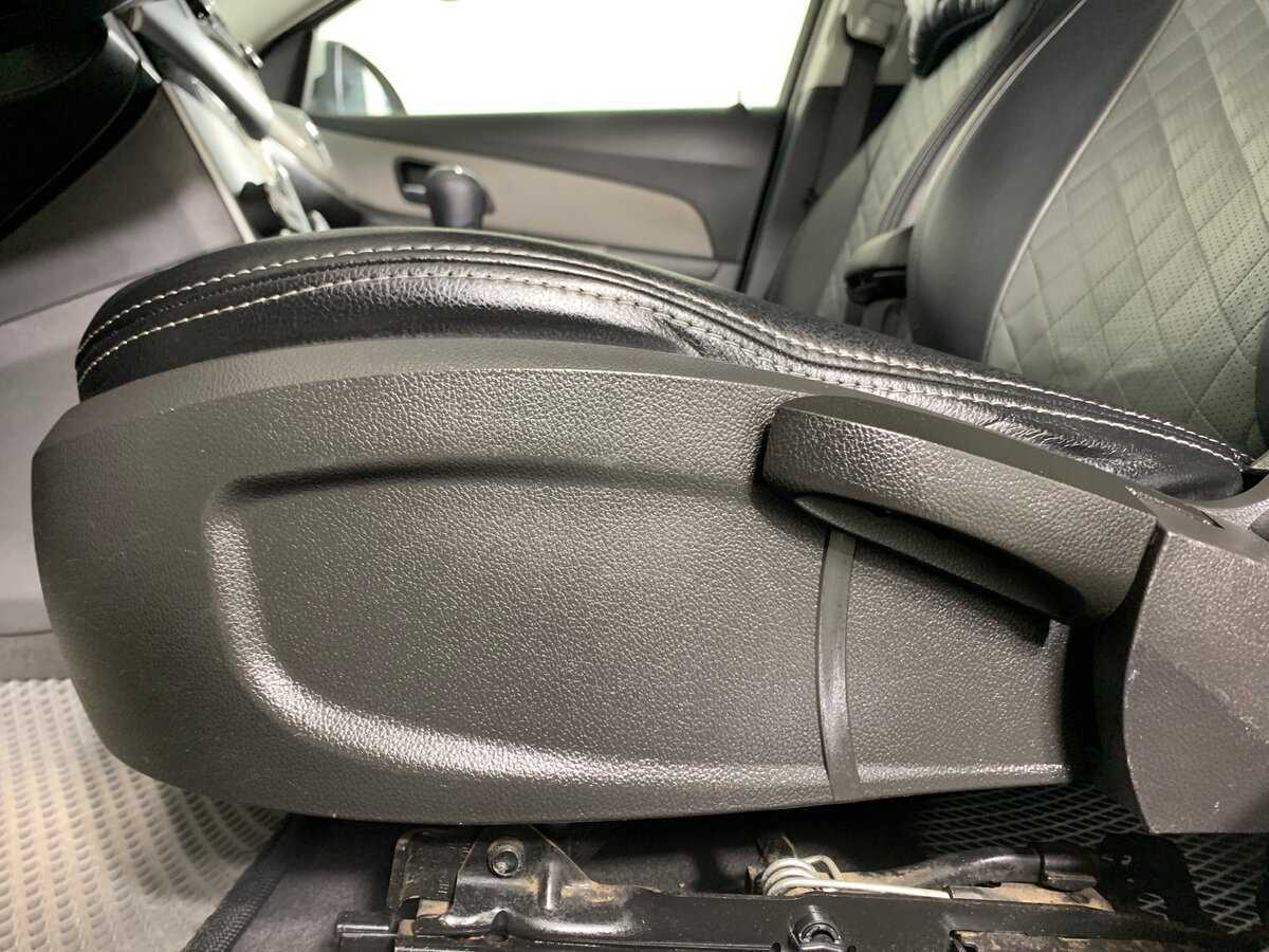 Б/У Шевроле Круз 2012 года. Фото: #16