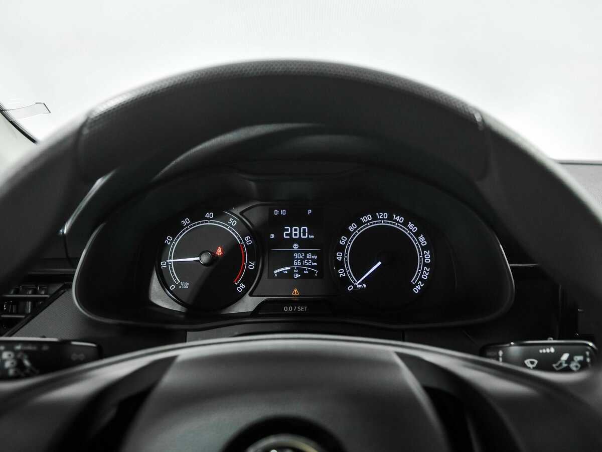 Б/У Шкода Рапид 2021 года. Фото: #6