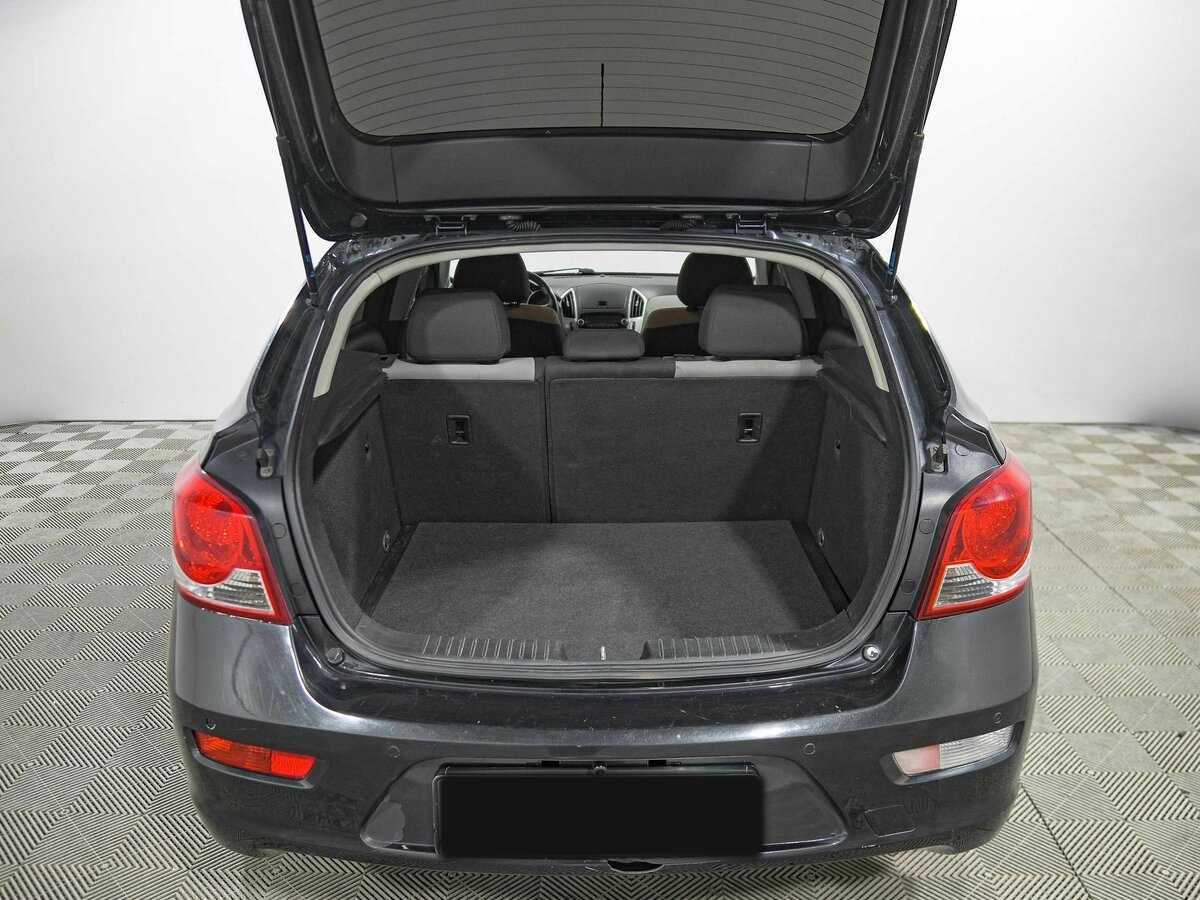 Б/У Шевроле Круз 2013 года. Фото: #13