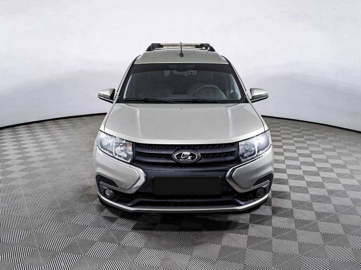 Б/У Лада (ВАЗ) Ларгус 2022 года. Фото: #1