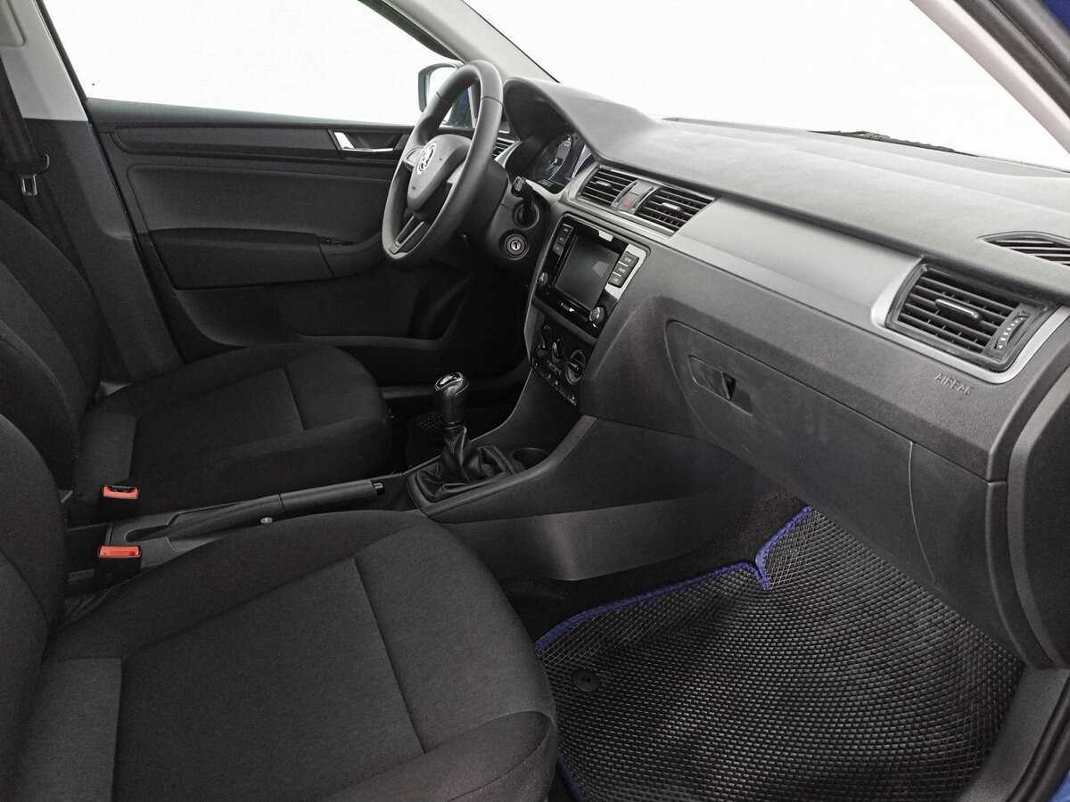 Б/У Шкода Рапид 2018 года. Фото: #8