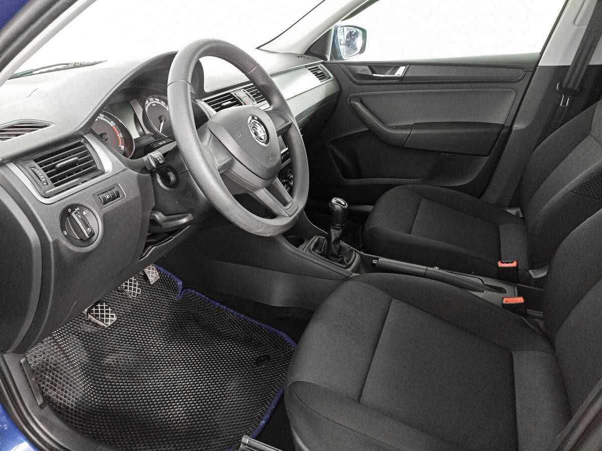 Б/У Шкода Рапид 2018 года. Фото: #13