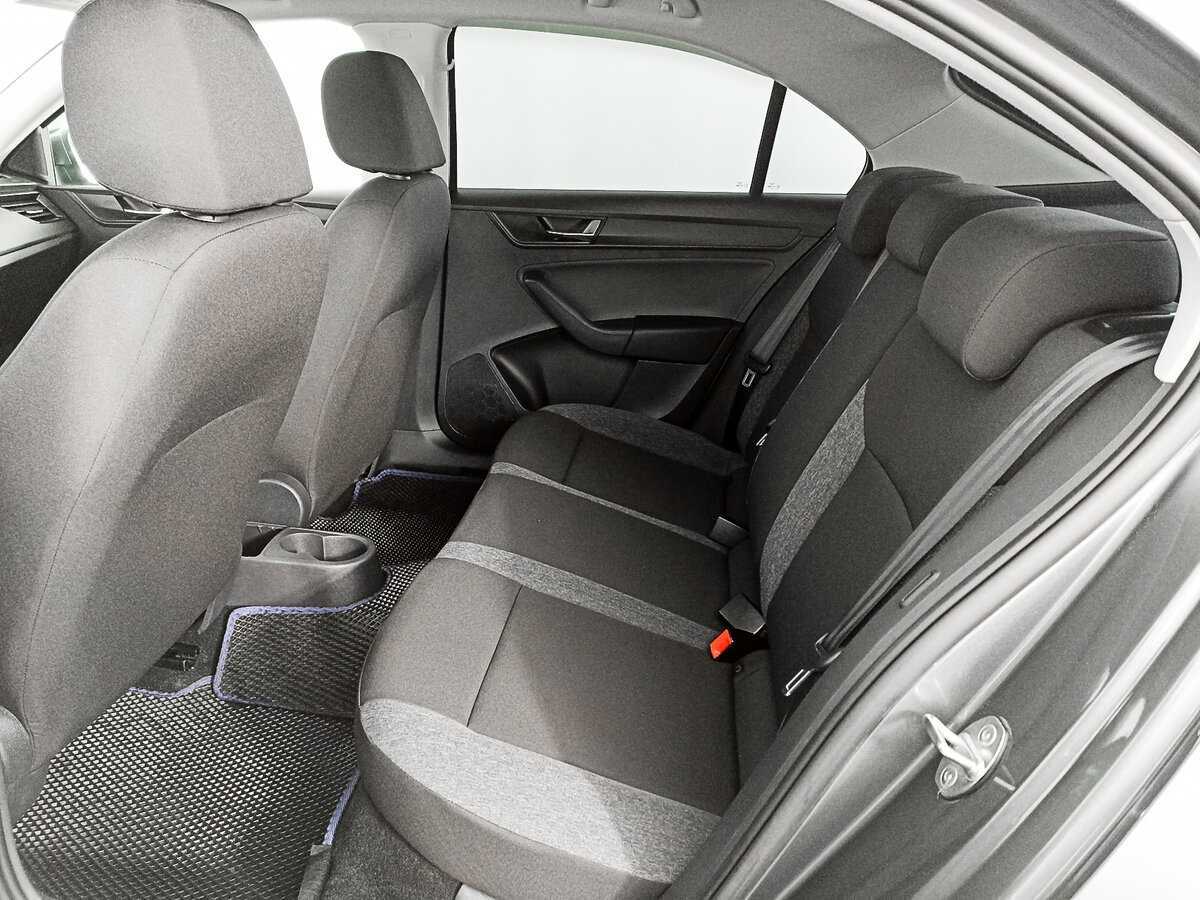 Б/У Шкода Рапид 2021 года. Фото: #8