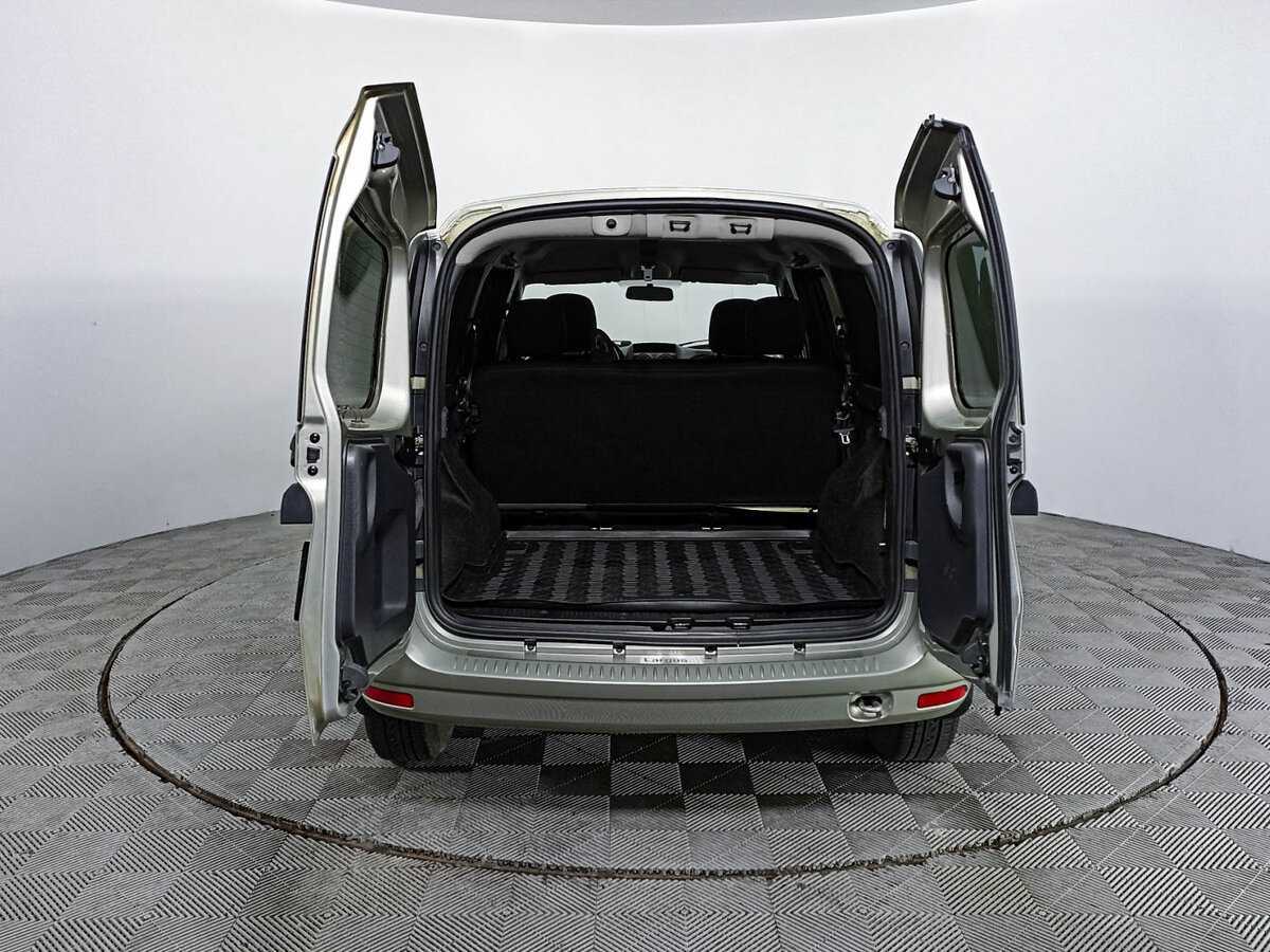 Б/У Лада (ВАЗ) Ларгус 2022 года. Фото: #7