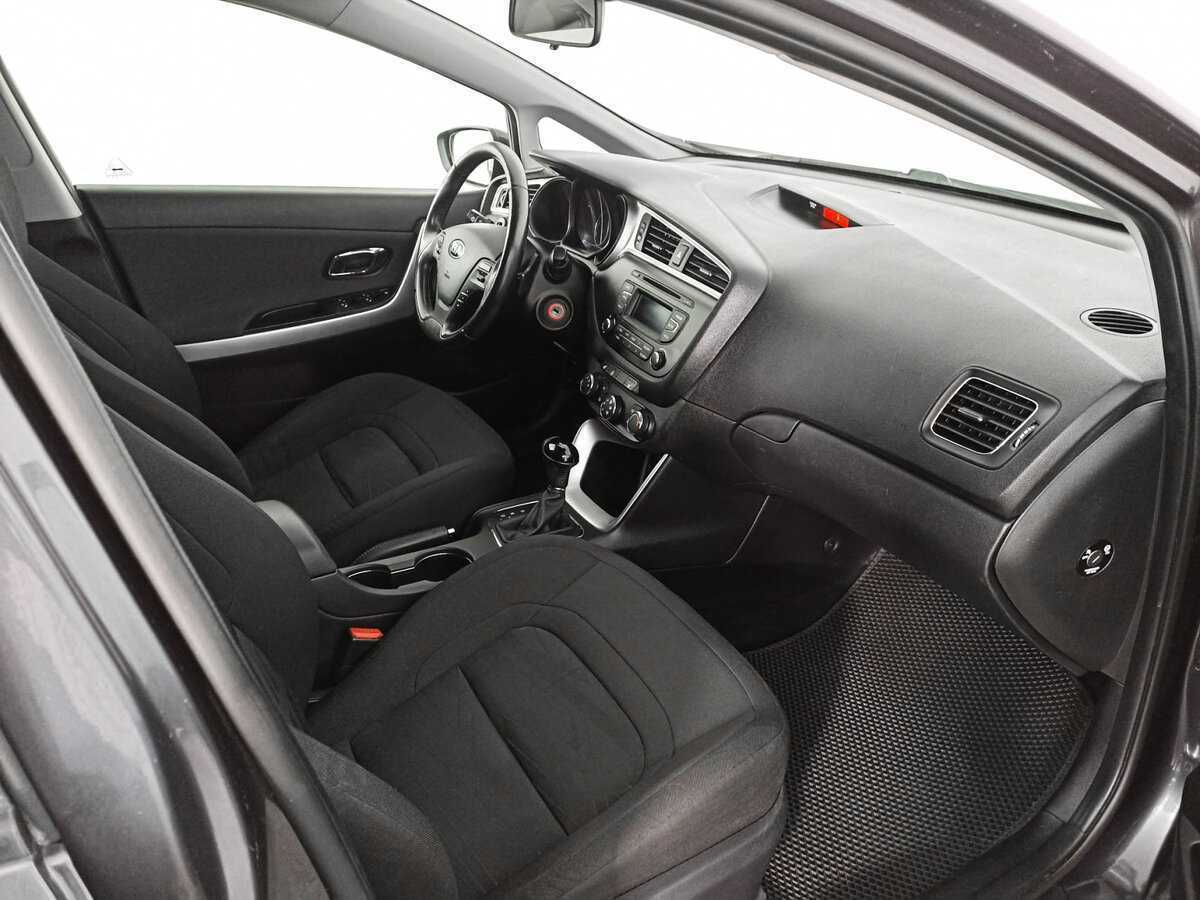 Б/У Киа Сид 2017 года. Фото: #8