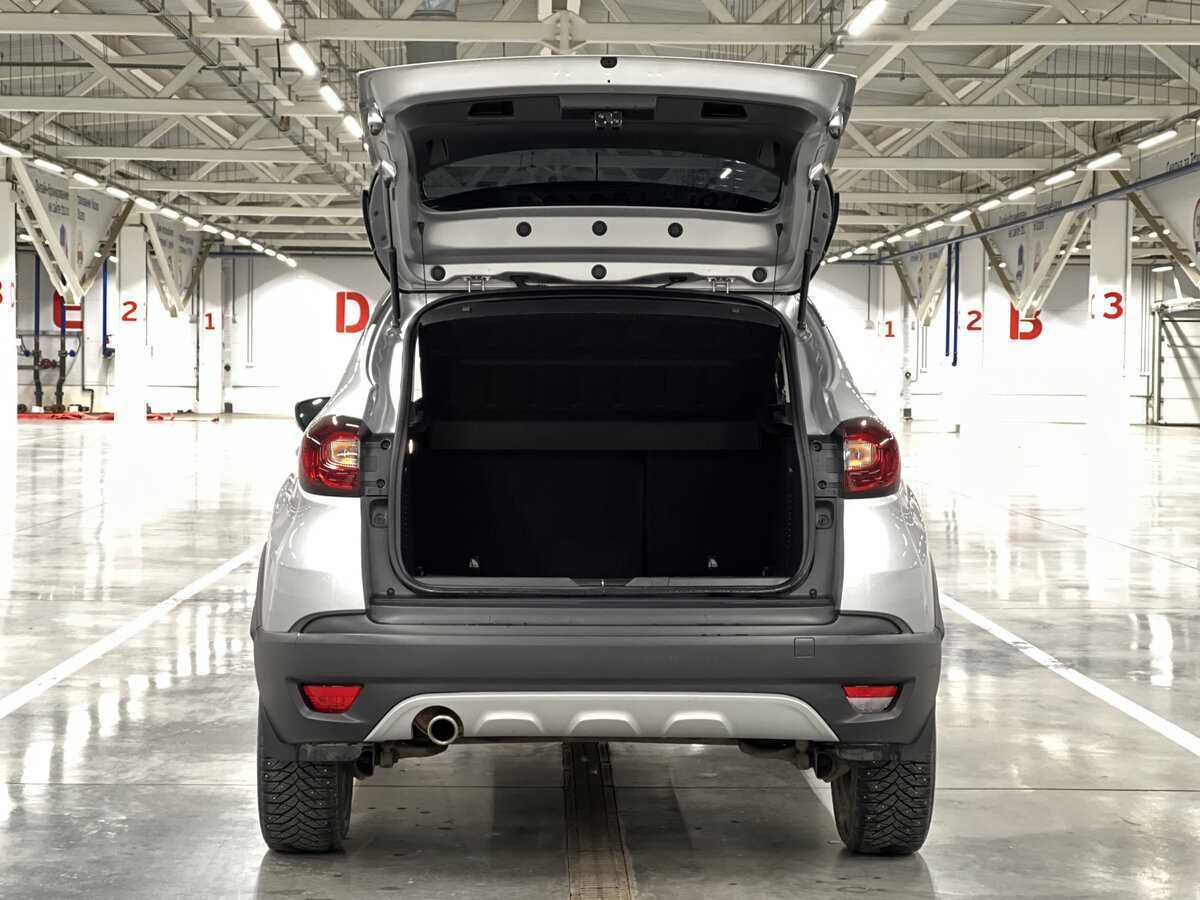 Б/У Рено Каптюр 2019 года. Фото: #9