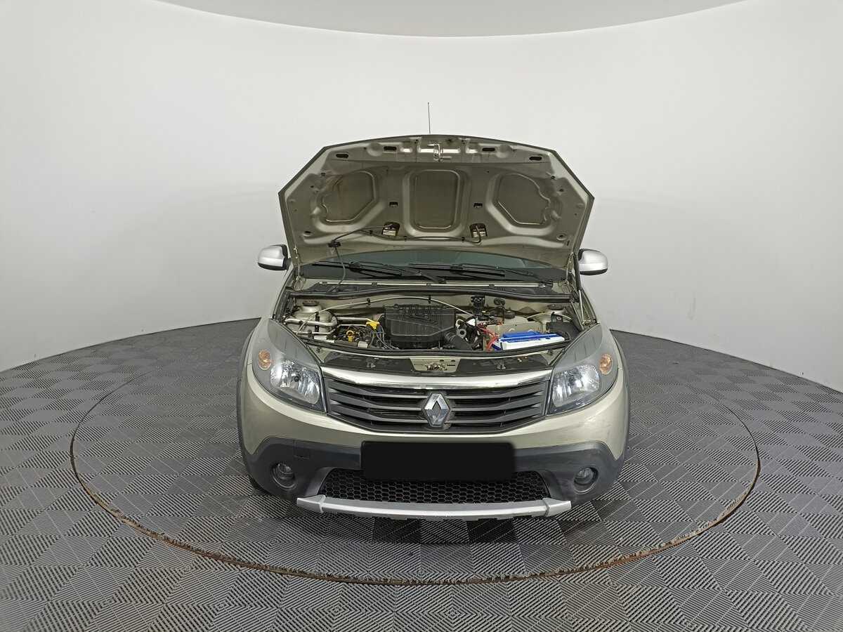 Б/У Рено Сандеро 2014 года. Фото: #8