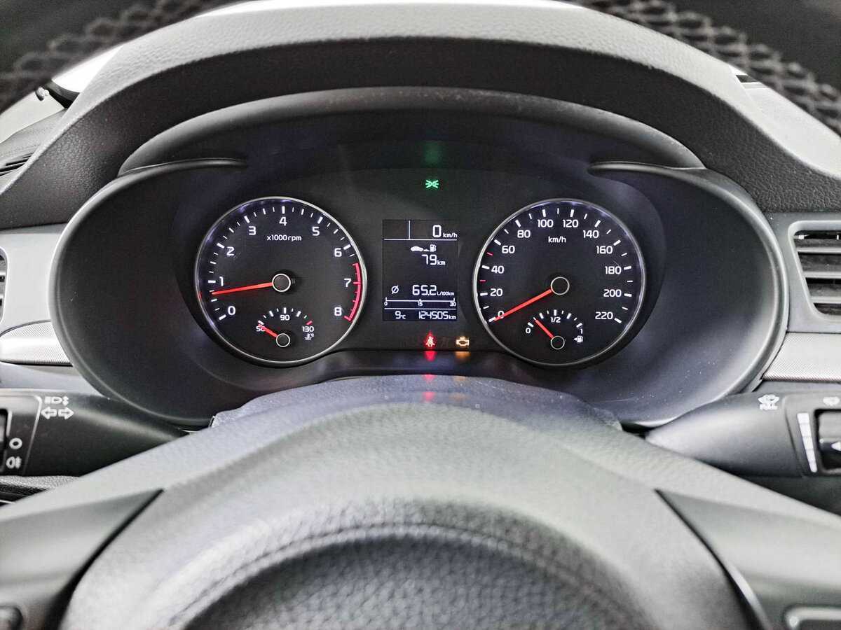 Б/У Киа Рио 2018 года. Фото: #12