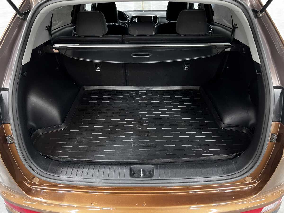 Б/У Киа Спортейдж 2016 года. Фото: #9