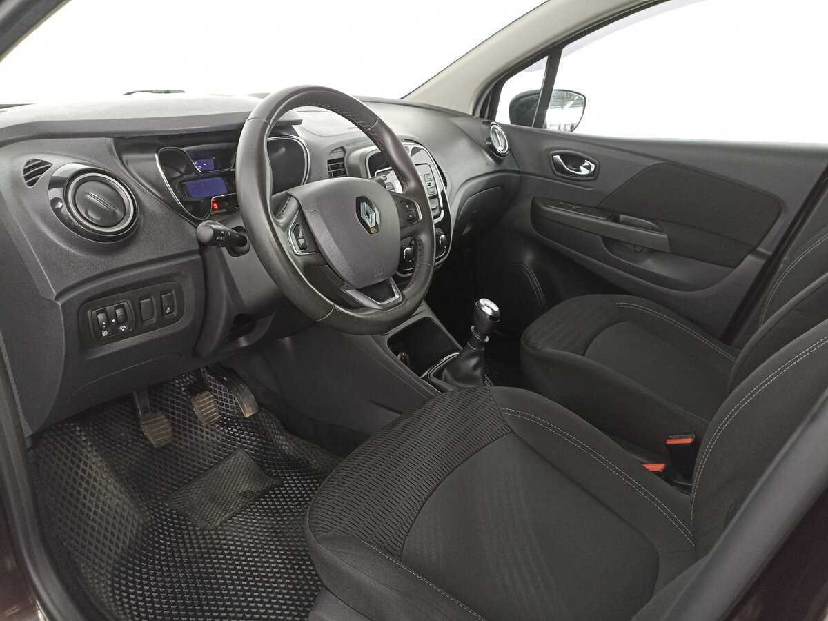 Б/У Рено Каптюр 2018 года. Фото: #15