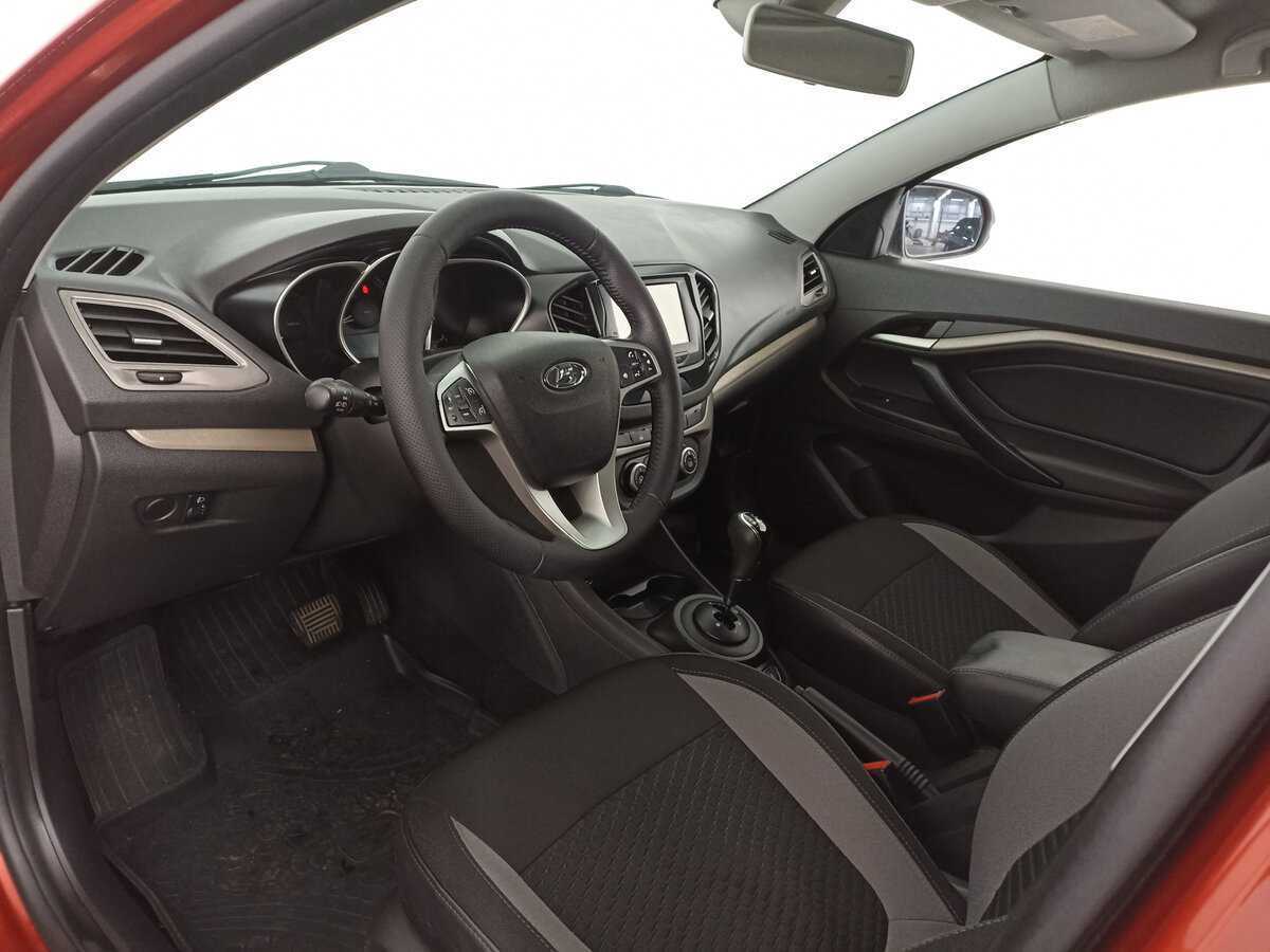 Б/У Лада (ВАЗ) Веста 2019 года. Фото: #15