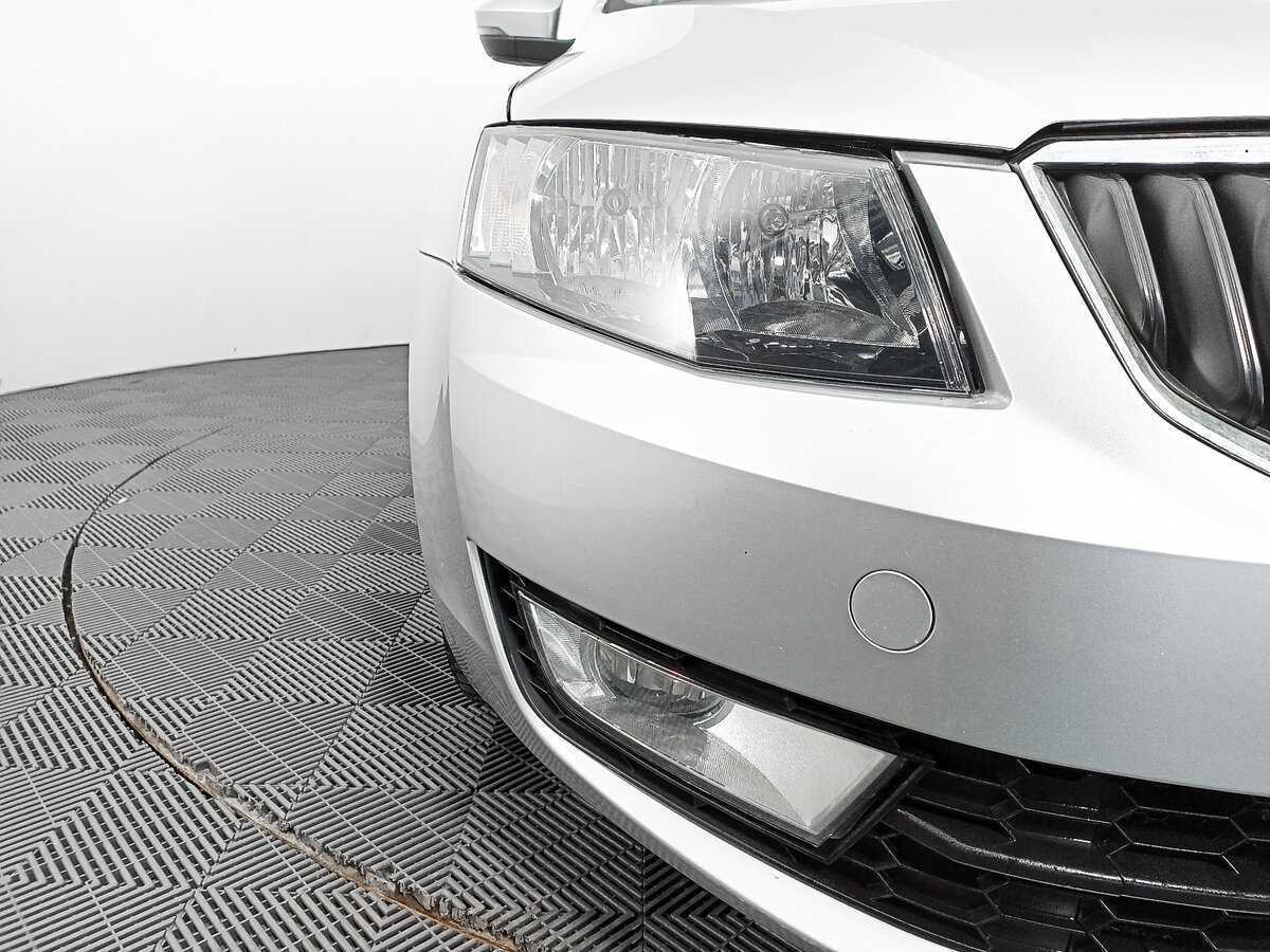 Б/У Шкода Октавия 2014 года. Фото: #12