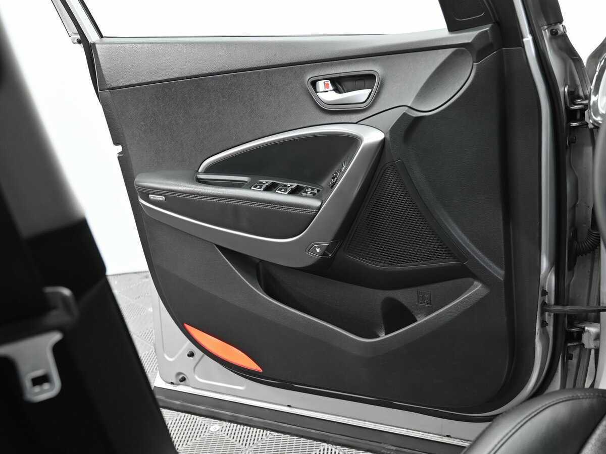 Б/У Хендай Санта Фе 2012 года. Фото: #5