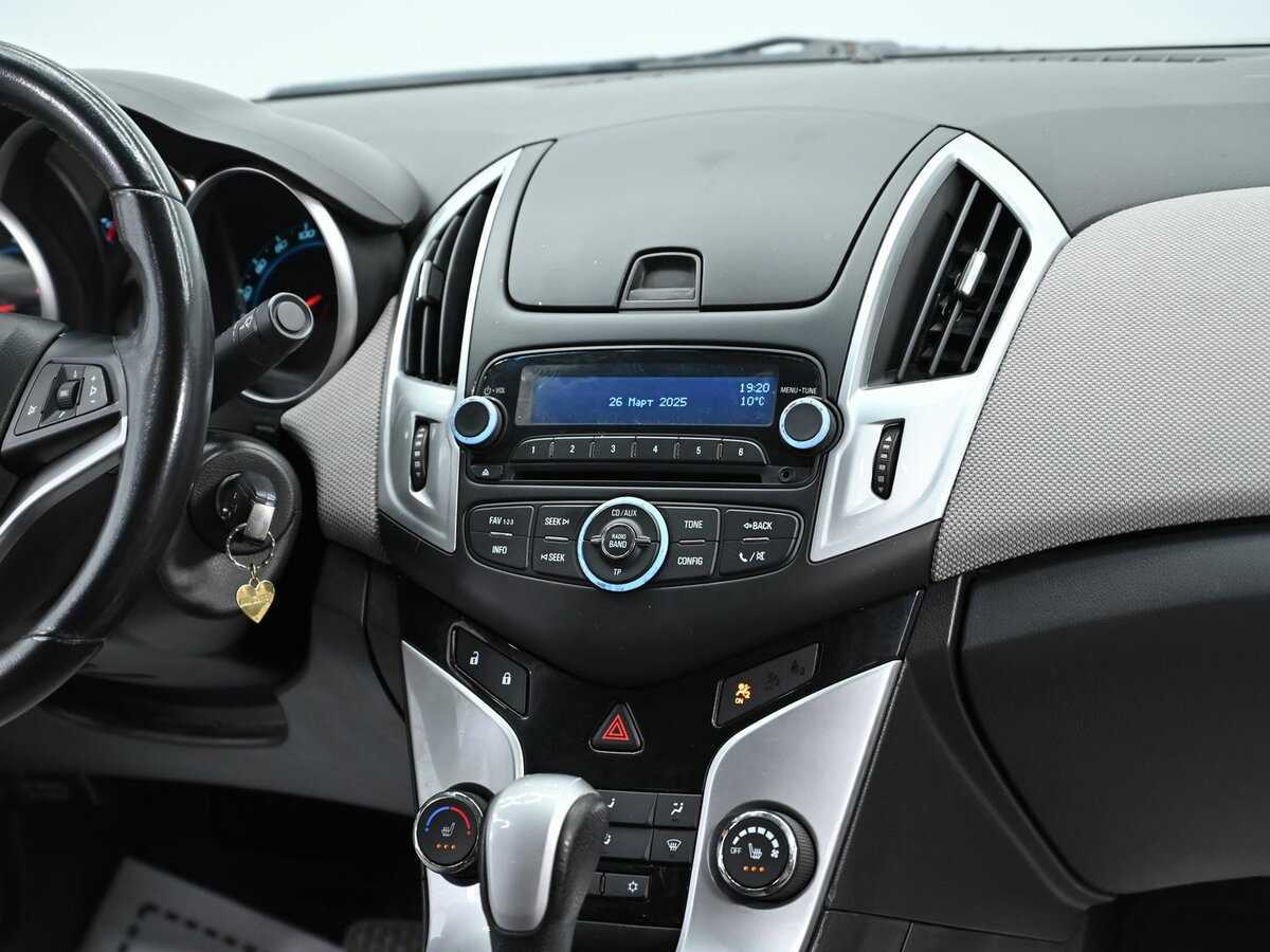 Б/У Шевроле Круз 2013 года. Фото: #8