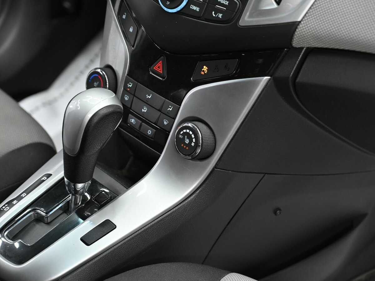 Б/У Шевроле Круз 2013 года. Фото: #10