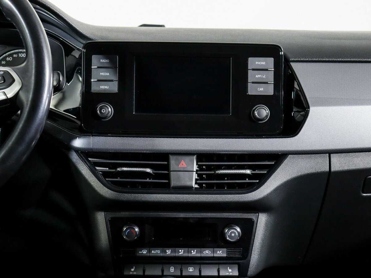 Б/У Фольксваген Поло 2020 года. Фото: #12