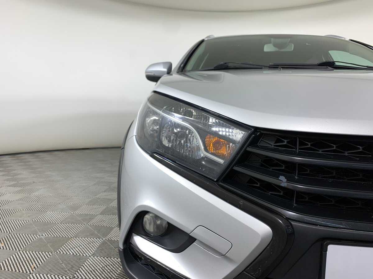 Б/У Лада (ВАЗ) Веста 2017 года. Фото: #9