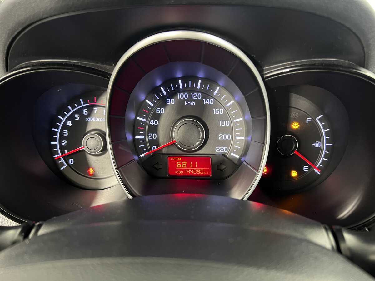 Б/У Киа Рио 2013 года. Фото: #10