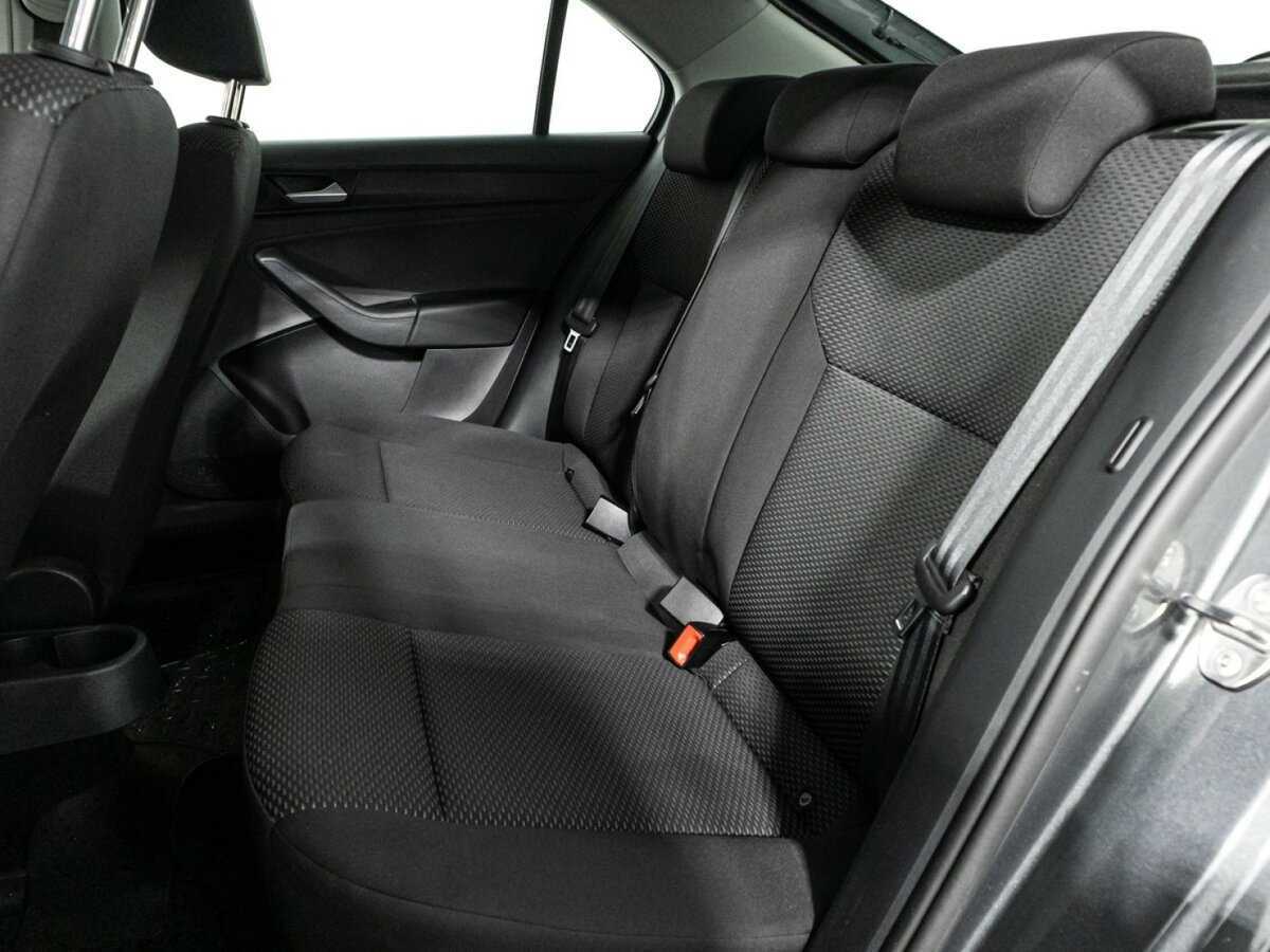 Б/У Фольксваген Поло 2020 года. Фото: #9