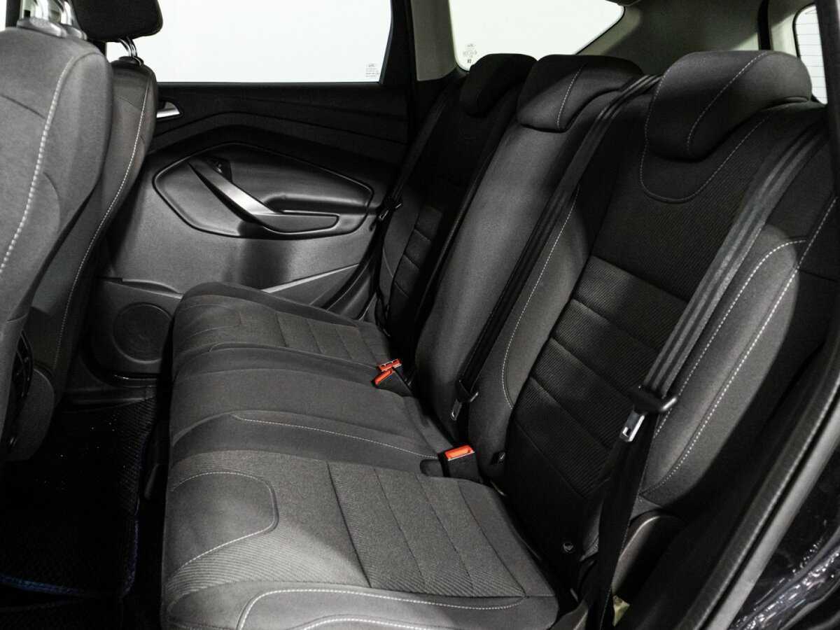 Б/У Форд Куга 2015 года. Фото: #9