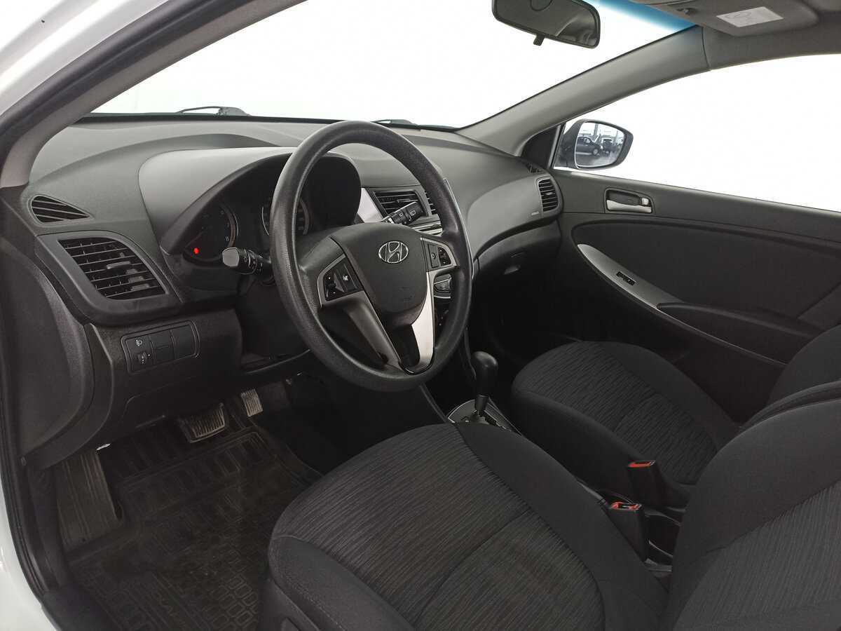 Б/У Хендай Солярис 2016 года. Фото: #12