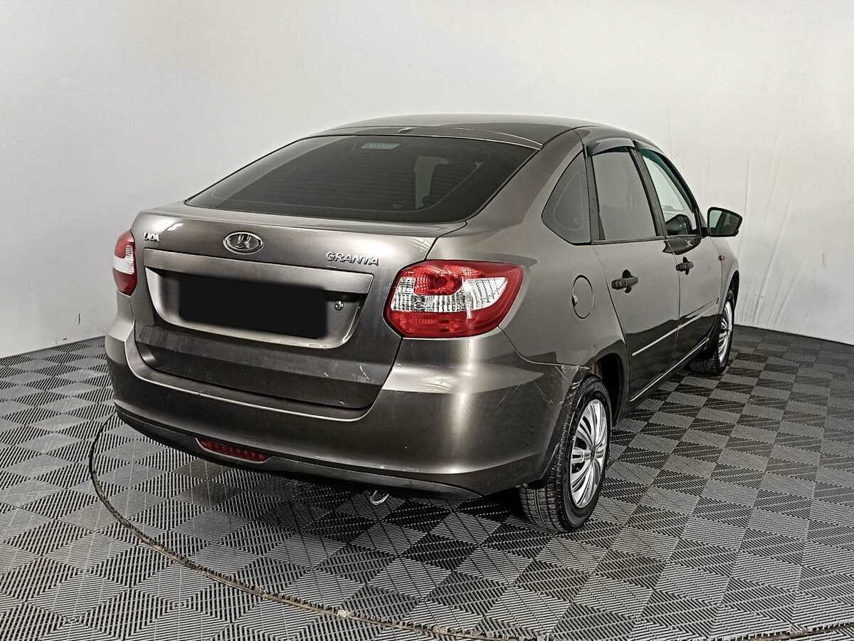 Б/У Лада (ВАЗ) Гранта 2016 года. Фото: #4