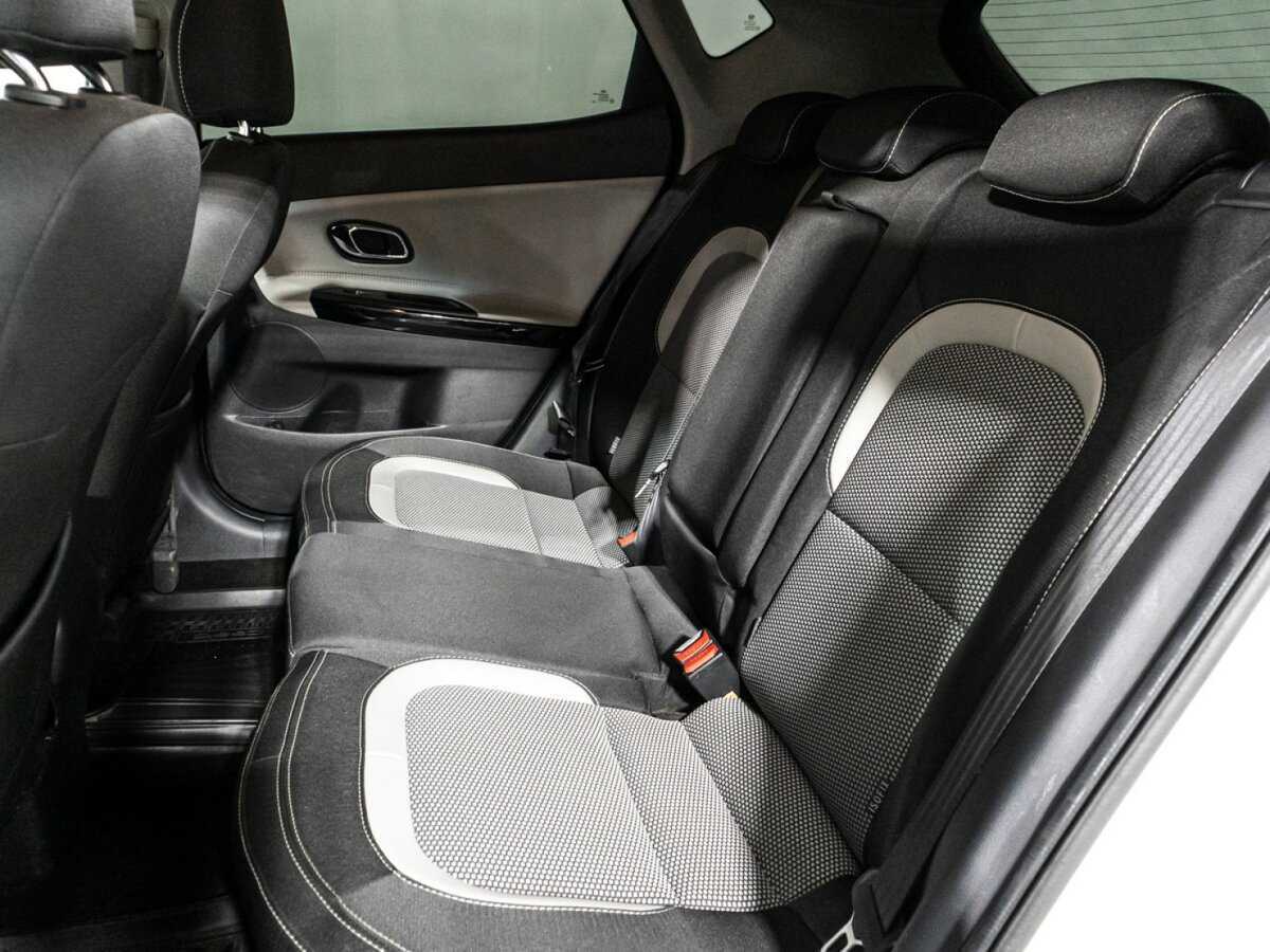 Б/У Киа Сид 2018 года. Фото: #9