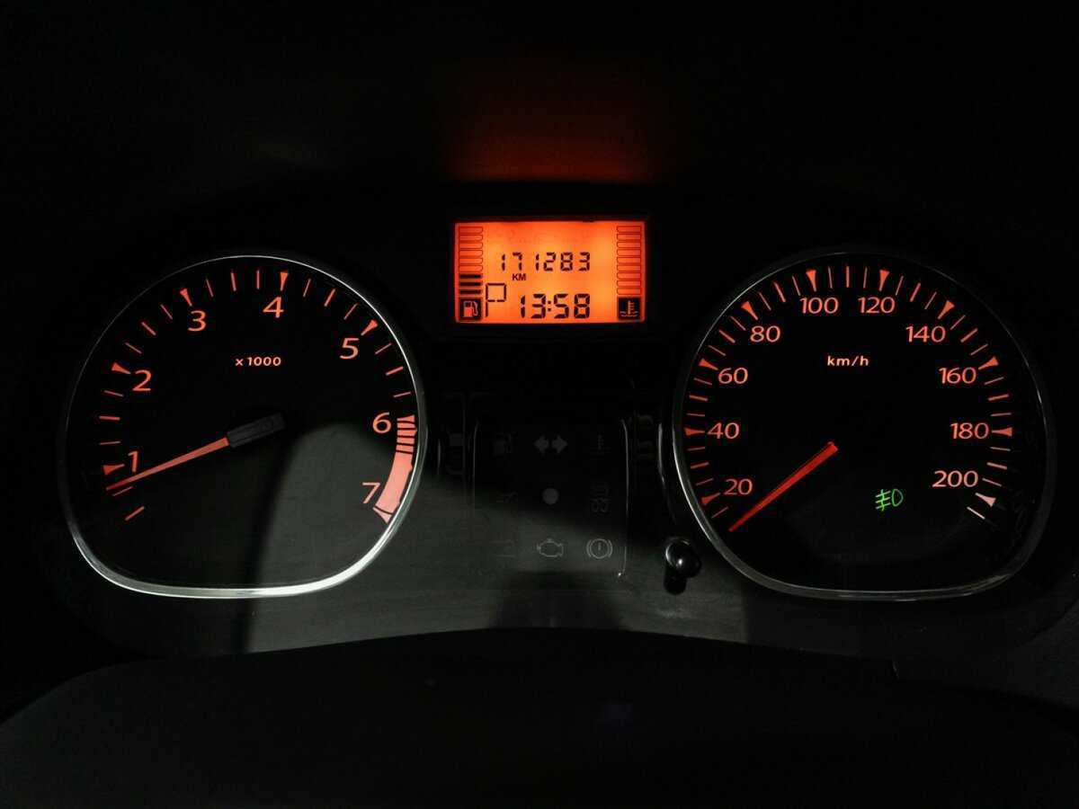 Б/У Рено Дастер 2013 года. Фото: #11