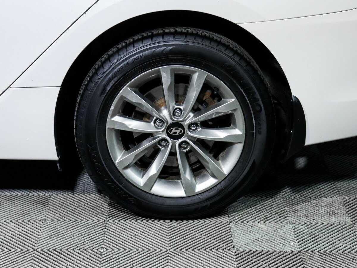 Б/У Хендай ай40 2016 года. Фото: #11