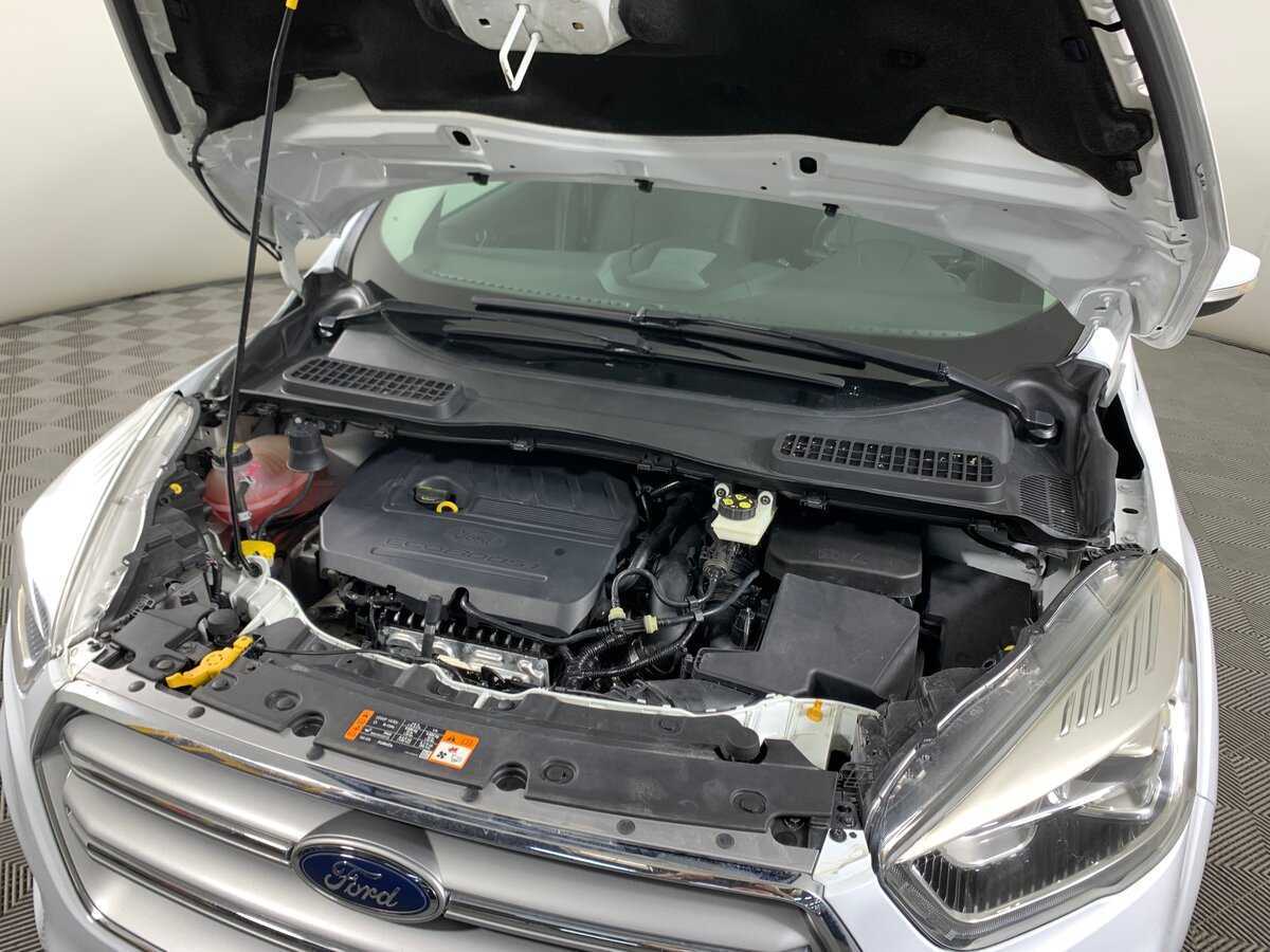 Б/У Форд Куга 2017 года. Фото: #10